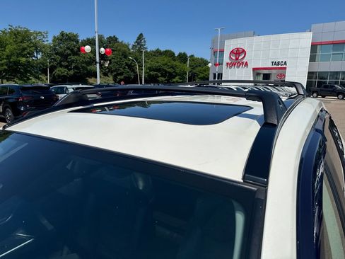 Used 2022 Toyota RAV4 Limited AWD/4WD image 49