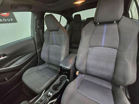 Used 2022 Toyota Corolla SE w/ SE Premium Package FWD image 15