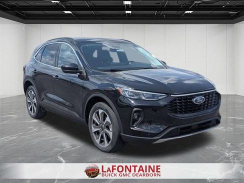Used 2024 Ford Escape Platinum AWD/4WD image 7