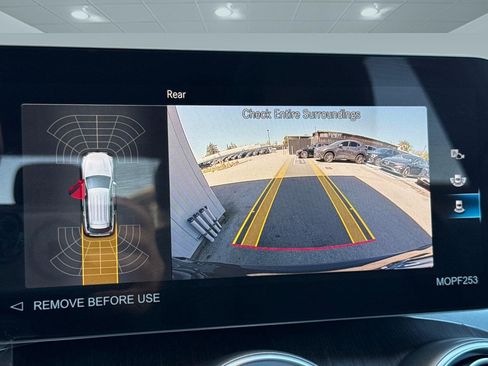 Used 2022 Mercedes-Benz GLC 300 4MATIC image 22