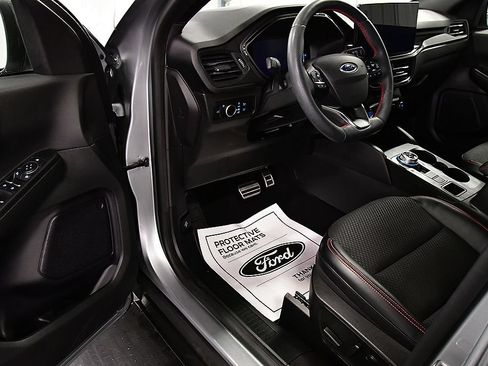Used 2023 Ford Escape ST-Line w/ Tech Pack #1 AWD/4WD image 16