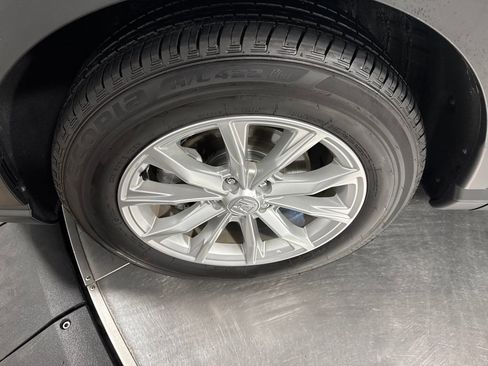 Used 2025 Honda CR-V EX-L image 2