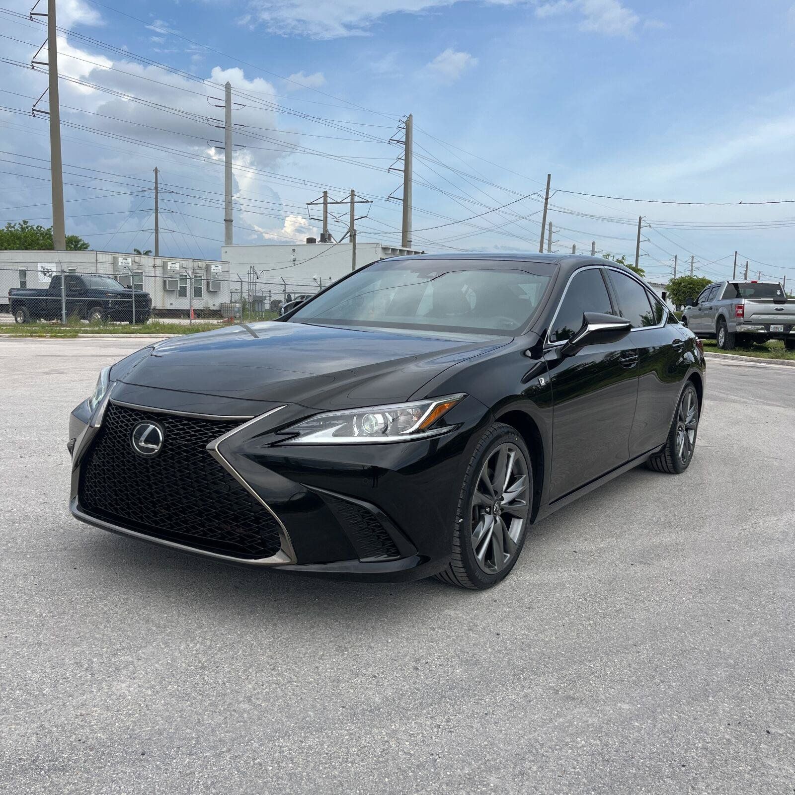 Used 2021 Lexus ES 350 F Sport w/ Accessory Package 2 FWD image 2