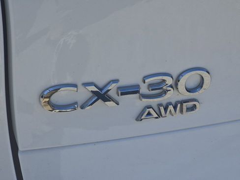 Used 2023 MAZDA CX-30 AWD 2.5 S w/ Premium Package image 6