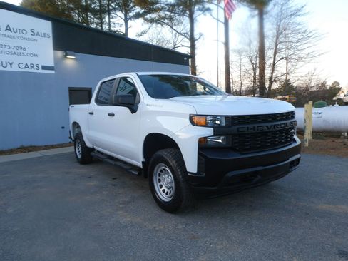 Used 2021 Chevrolet Silverado 1500 W/T w/ WT Fleet Convenience Package AWD/4WD image 3