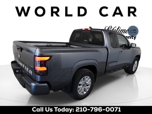 Used 2022 Nissan Frontier SV image 7