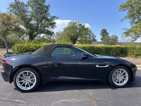 Used 2020 Jaguar F-TYPE Convertible RWD image 7