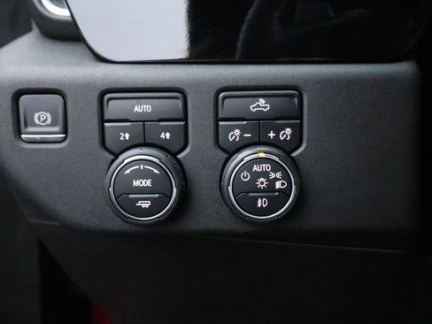 Used 2023 Chevrolet Silverado 1500 RST w/ Convenience Package II image 16