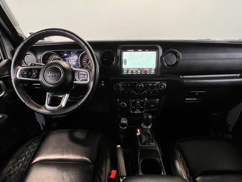 Used 2022 Jeep Wrangler Unlimited Sahara image 18