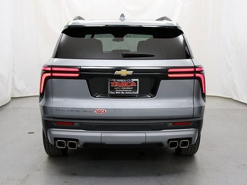 Certified 2024 Chevrolet Traverse LT image 6
