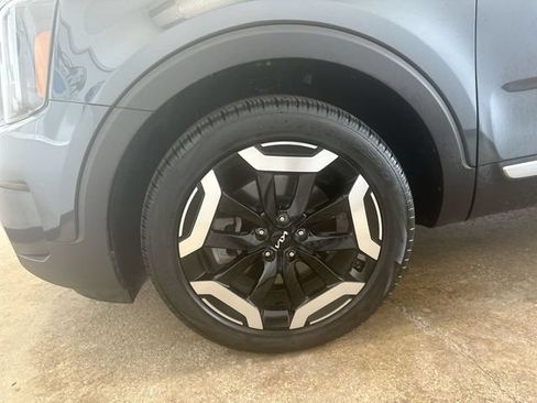 Certified 2024 Kia Telluride S w/ S Sunroof Package AWD/4WD image 21