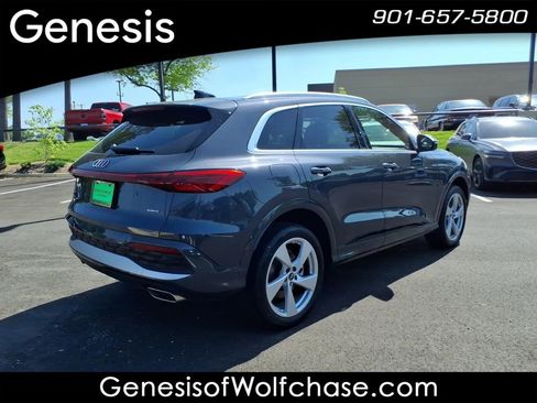Used 2025 Audi Q5 Premium Plus w/ Premium Plus AWD/4WD image 5