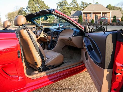 Used 1994 Ford Mustang GT image 32