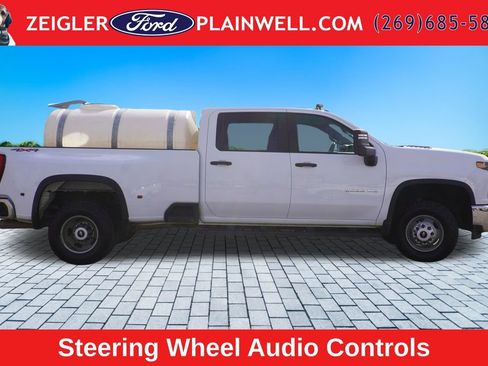 Used 2022 Chevrolet Silverado 3500 W/T w/ WT Convenience Package AWD/4WD image 6
