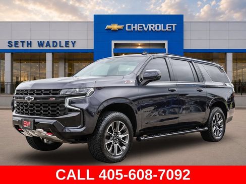 Used 2023 Chevrolet Suburban Z71 w/ Off-Road Capability Package AWD/4WD image 3