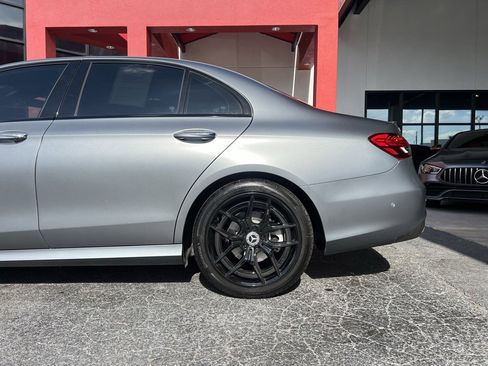 Used 2022 Mercedes-Benz E 350 Sedan w/ AMG Line Exterior image 7