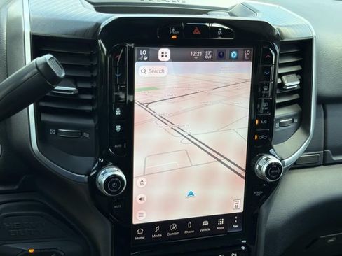 New 2026 RAM 2500 Big Horn AWD/4WD image 37