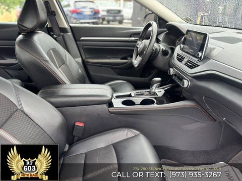 Used 2024 Nissan Sentra SV FWD image 19
