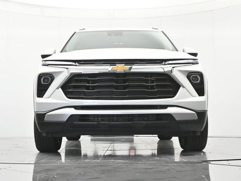 Certified 2025 Chevrolet TrailBlazer LT FWD image 38