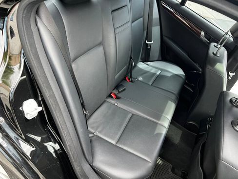 Used 2010 Mercedes-Benz C 300 4MATIC Sedan w/ Premium 1 Pkg image 21
