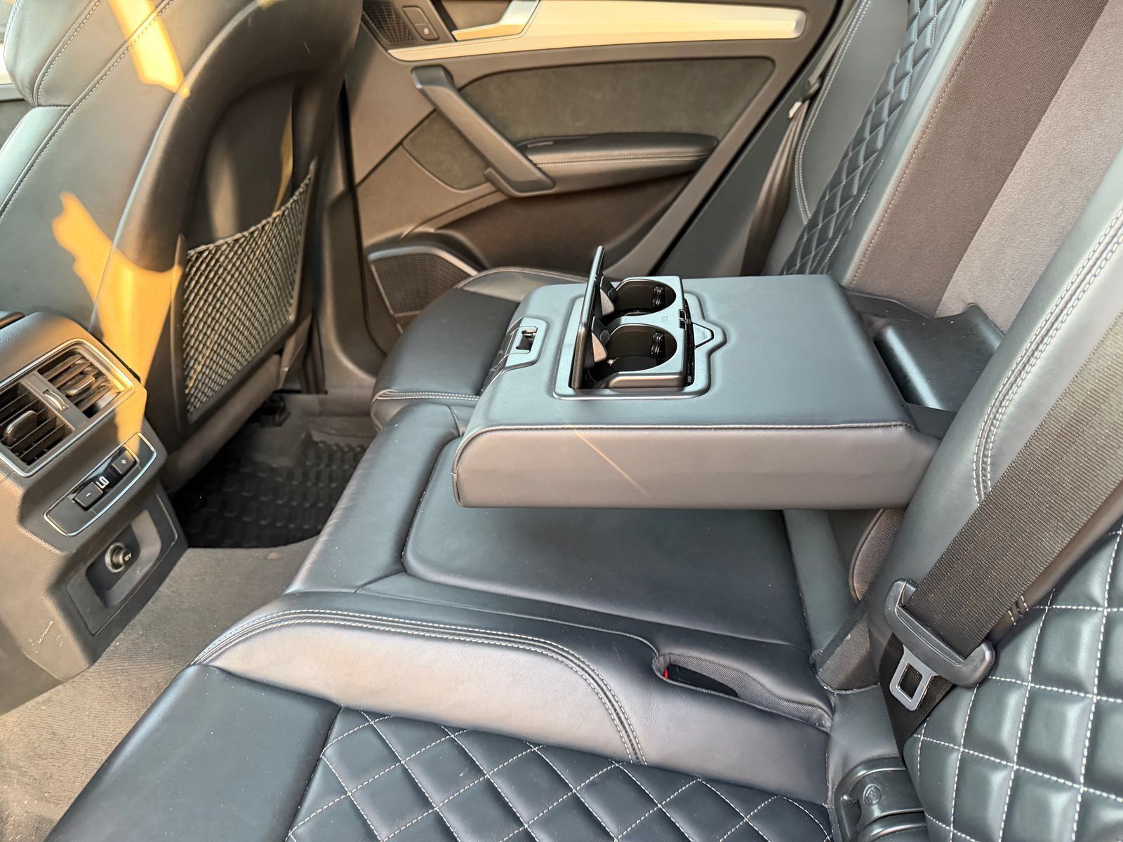 Used 2018 Audi SQ5 Premium Plus w/ Navigation Package AWD/4WD image 15