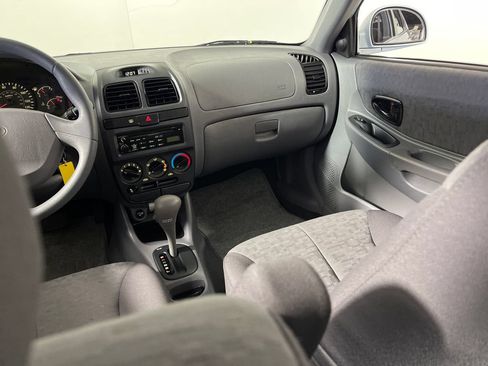 Used 2005 Hyundai Accent GLS FWD image 17