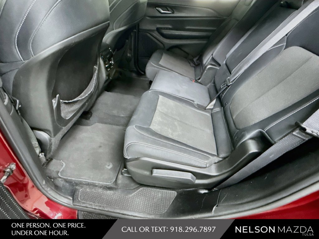 Used 2023 Jeep Grand Cherokee L Laredo AWD/4WD image 32