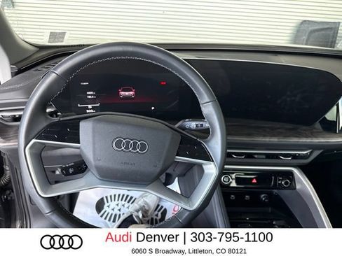 Used 2025 Audi Q5 Premium w/ Convenience Package AWD/4WD image 6