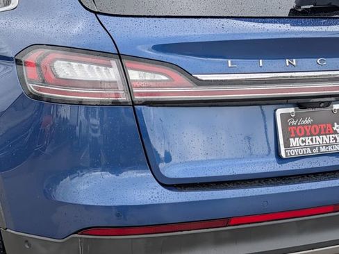 Used 2020 Lincoln Nautilus Reserve image 8