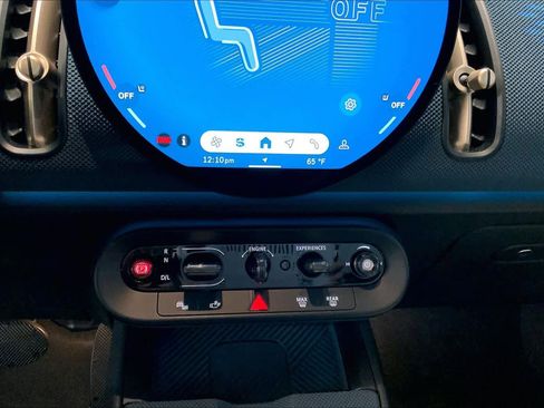 Used 2025 MINI Cooper Countryman S w/ Comfort Package Max image 34