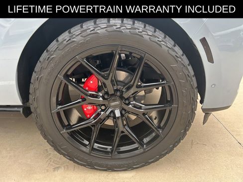 Used 2025 Lincoln Navigator Reserve w/ Jet Appearance Package image 3