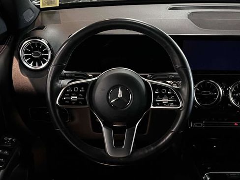 Certified 2023 Mercedes-Benz GLB 250 4MATIC image 14