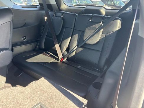 Used 2023 Ford Explorer Limited w/ Limited Technology Package image 12