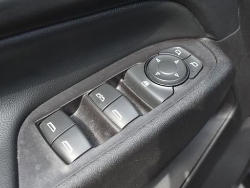 Used 2020 Chevrolet Equinox LT AWD/4WD image 19