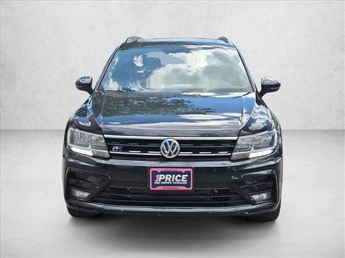 Used 2021 Volkswagen Tiguan SE R-Line AWD/4WD image 2