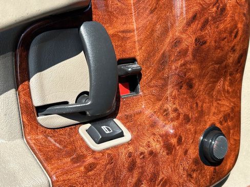 Used 2022 Chevrolet Express 2500 Extended w/ Enhanced Convenience Package RWD image 19