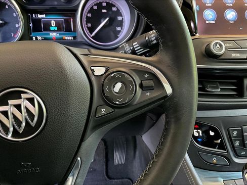 Used 2020 Buick Envision Essence FWD image 12