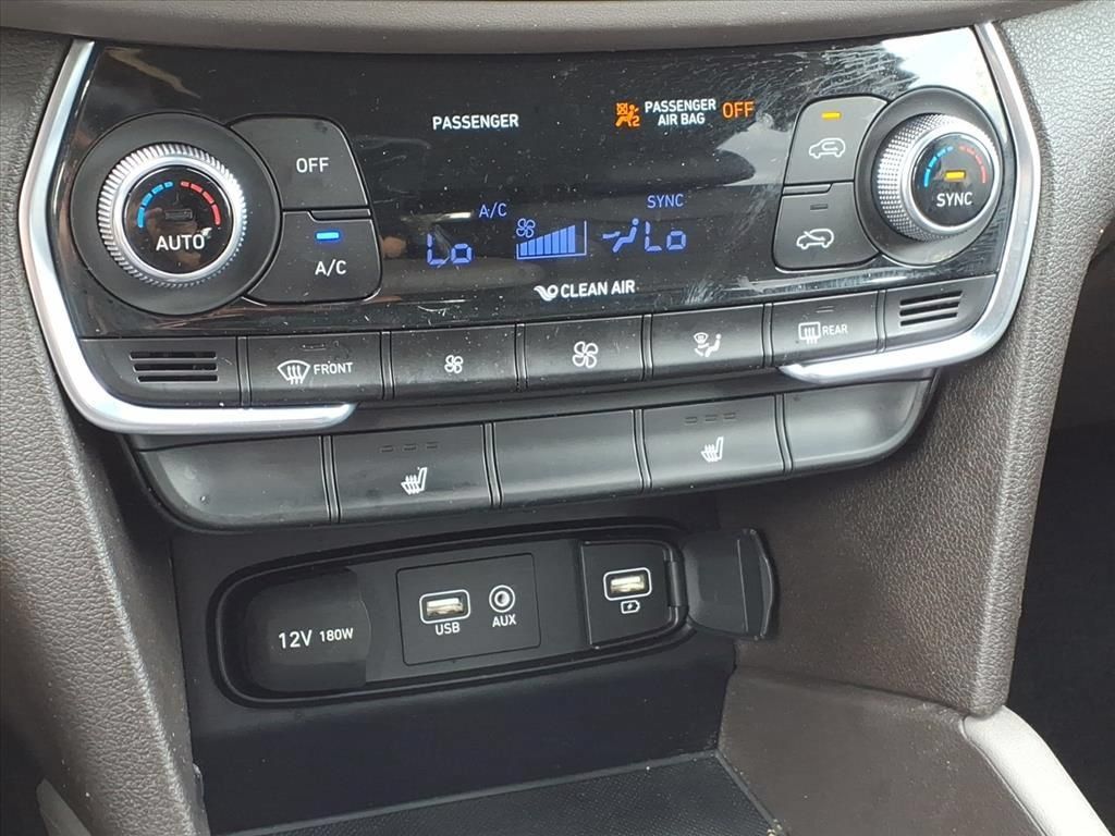 Used 2019 Hyundai Santa Fe SEL FWD image 25