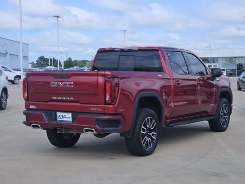 Used 2024 GMC Sierra 1500 AT4 w/ Technology Package AWD/4WD image 7
