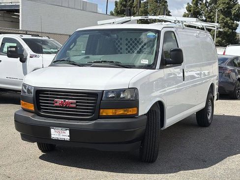 New 2026 GMC Savana 2500 w/ Driver Convenience Package RWD image 6