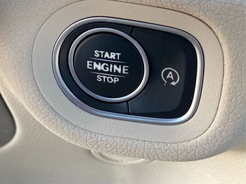 Used 2020 Mercedes-Benz GLE 350 4MATIC image 39