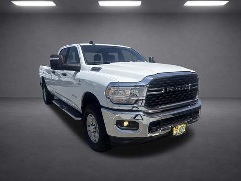 Used 2024 RAM 2500 Big Horn AWD/4WD image 8