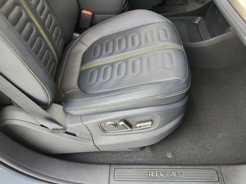 Used 2023 Rivian R1T Adventure image 23