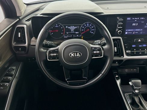 Used 2021 Kia Sorento EX w/ Panoramic Sunroof Package FWD image 18