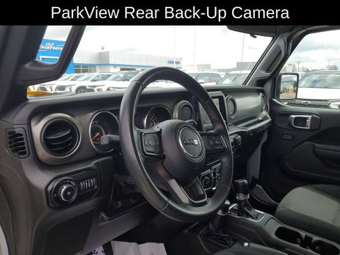 Used 2022 Jeep Wrangler Unlimited Sport AWD/4WD image 8