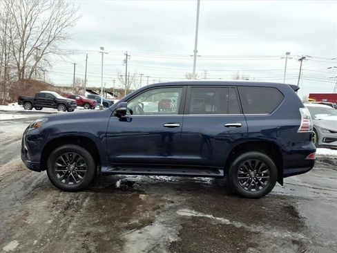 Used 2023 Lexus GX 460 Premium image 2