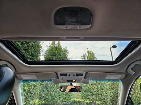 Used 2017 Subaru Legacy 3.6R Limited image 26