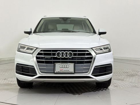 Used 2019 Audi Q5 2.0T Premium Plus w/ Premium Plus Package AWD/4WD image 6