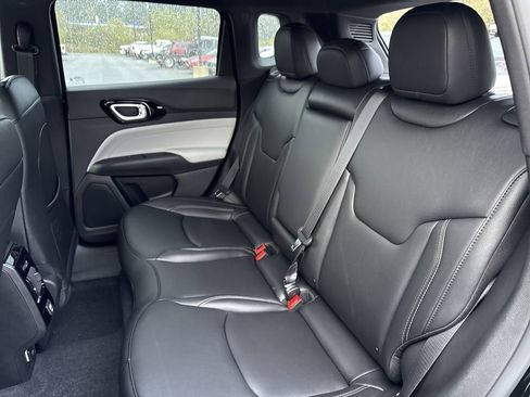 New 2026 Jeep Compass Limited image 24