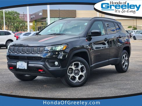 Used 2022 Jeep Compass Trailhawk AWD/4WD image 1